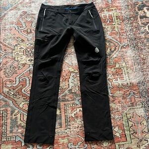 STIO Pinedale Black hiking Pants with Zipper Pockets, size 6